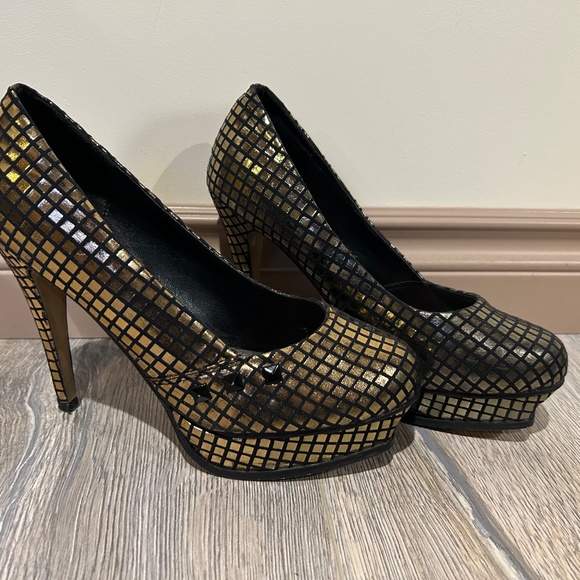 Iron Fist Heels - Picture 2 of 5